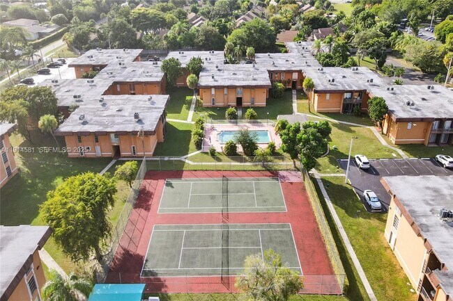 Building Photo - 9459 SW 76th St