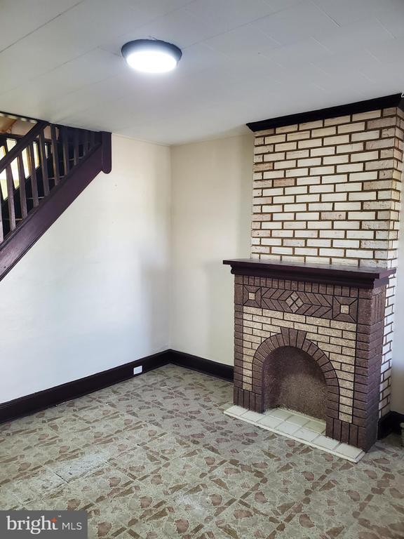 Building Photo - 2804 C St