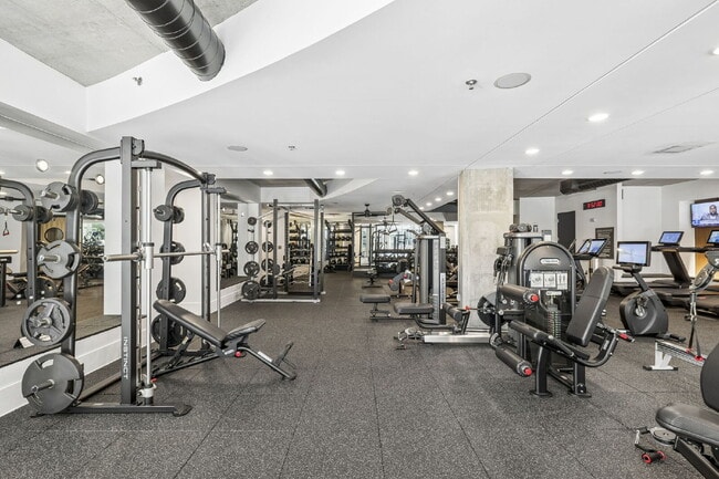 Building Photo - Move-In Ready ICON Condo in The Gulch, Designer Furnished Option, Rare Same-Floor Parking, 2BR wi...