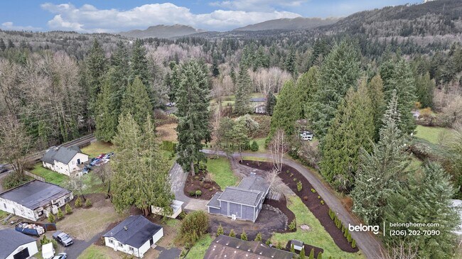 Building Photo - 15121 182nd Ave SE