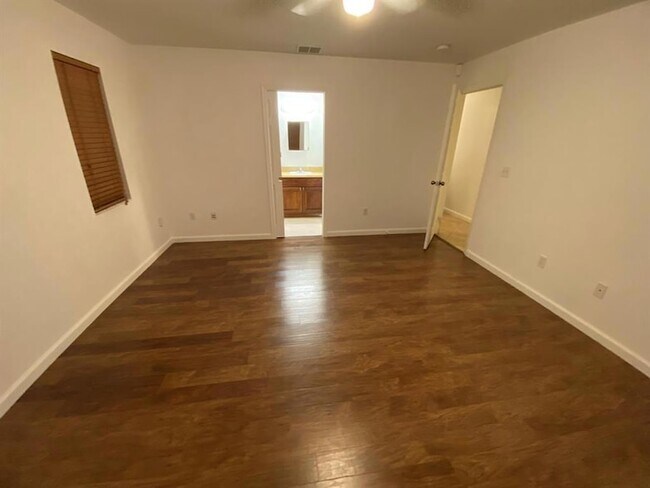 Building Photo - 4119 Ponza Pl