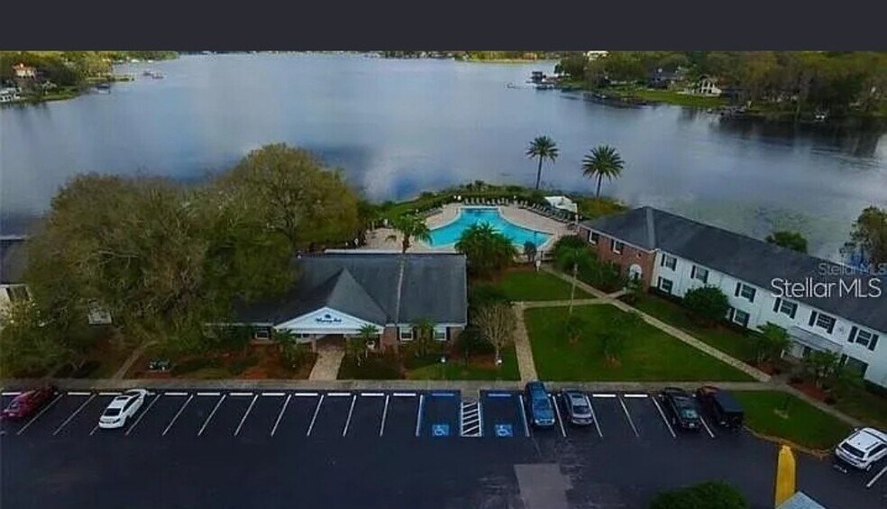 Building Photo - 13828 Orange Sunset Dr