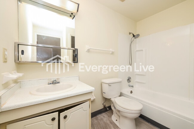 Building Photo - 7523 Mt Hood