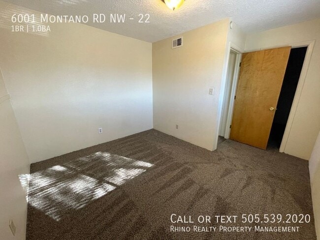 Building Photo - 6001 Montaño Rd NW