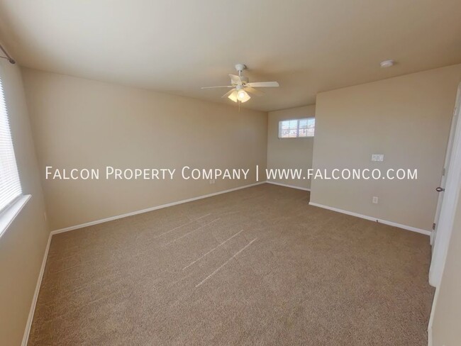 Building Photo - Lovely Home in Fountain! - Available March...