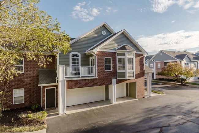 Building Photo - Wonderful 2 bedroom 2 bath Condo End Unit ...