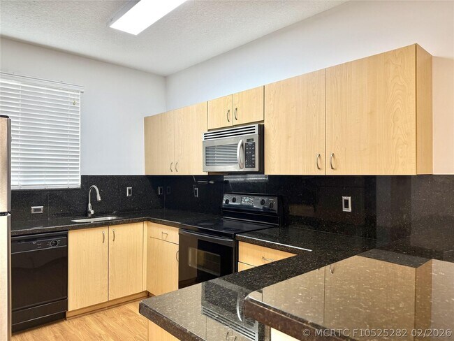 Building Photo - 4854 NW 58th Manor