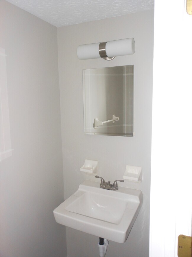 Building Photo - 1795 Laramie Drive