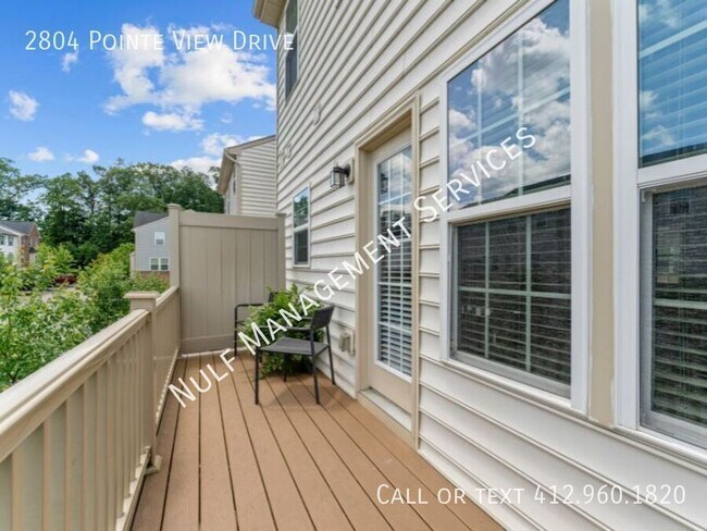 Building Photo - 2804 Pointe View Dr