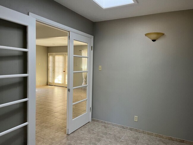 Building Photo - 133 La Placita Circle - Lease Only