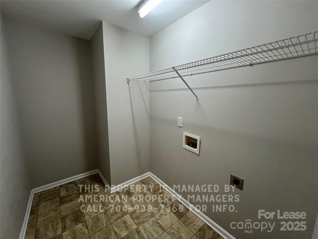 Building Photo - 4618 Tyne Castle Ct