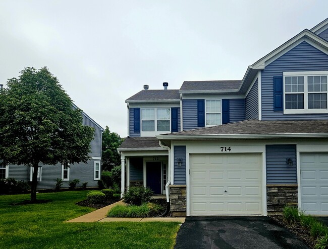 Building Photo - 714 Woodewind Dr