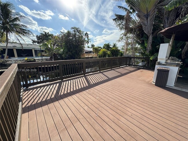 Building Photo - 5920 SW 14th St