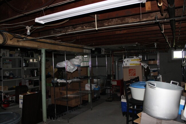 Building Photo - 55 E Cedar St