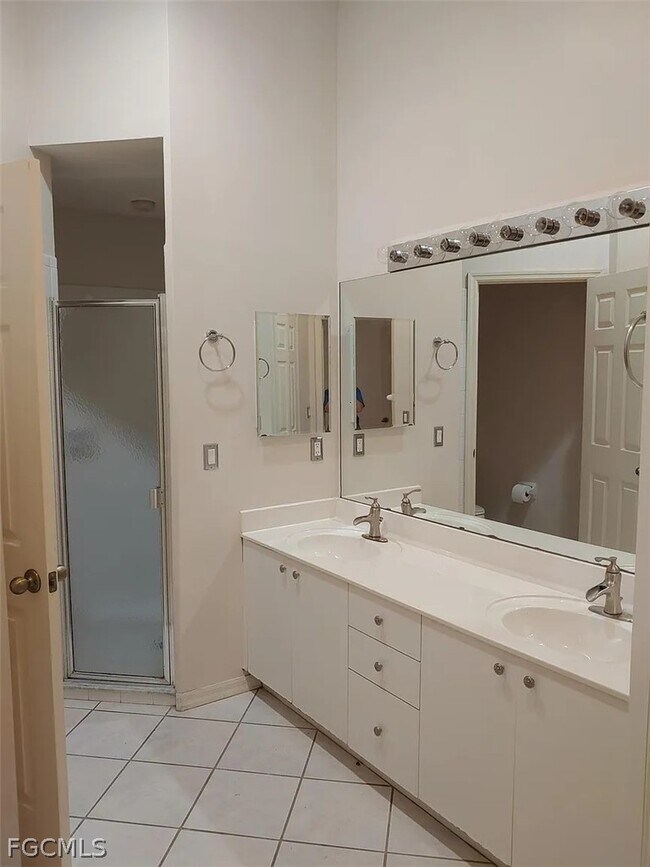 Building Photo - 15232 Cricket Ln