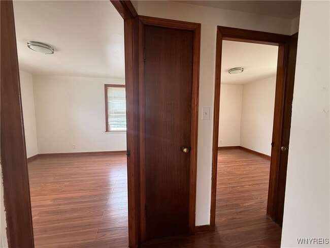 Building Photo - 246 Crisfield Ave