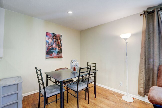 Building Photo - PRE-LEASE 4 BED 2 BATH – Updated Brick Home Near CU & Boulder Creek Path | Available August 2026