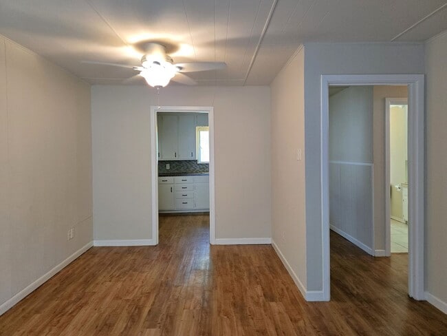 Building Photo - 3/2 Home in Robinson ISD