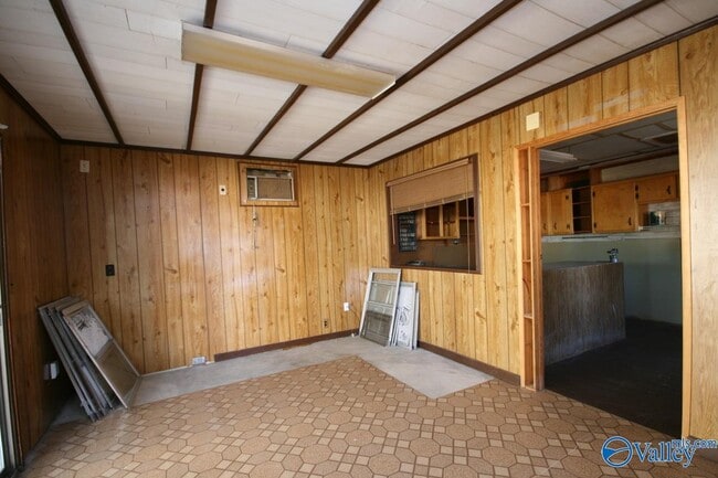 Building Photo - 4015 Apollo Dr SW