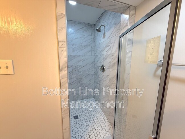 Building Photo - 7727 Ritter Dr