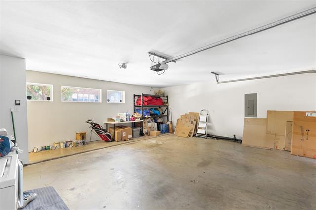 Building Photo - 5711 Ross Ave