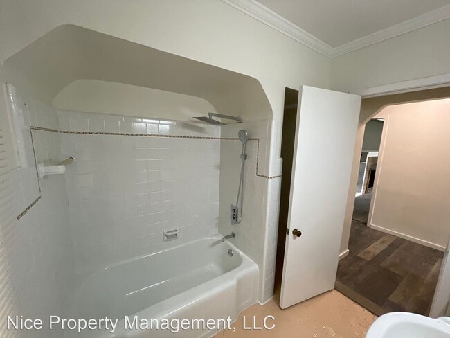 Building Photo - 3 br, 2.5 bath House - 2571 Haverford Dr