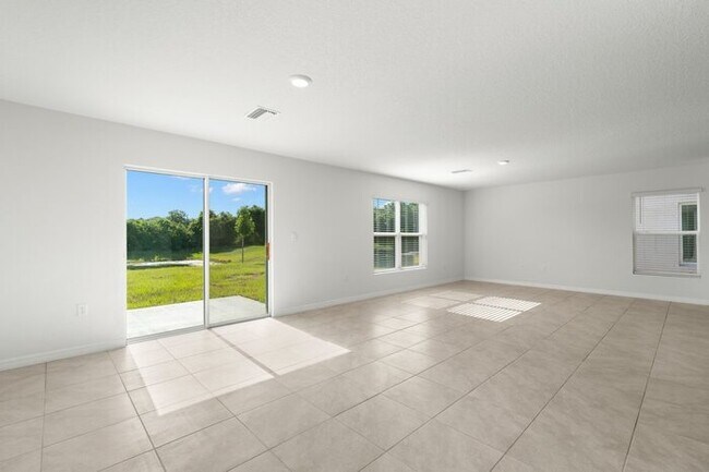 Building Photo - LIKE NEW Home for Rent in Ridgewood!