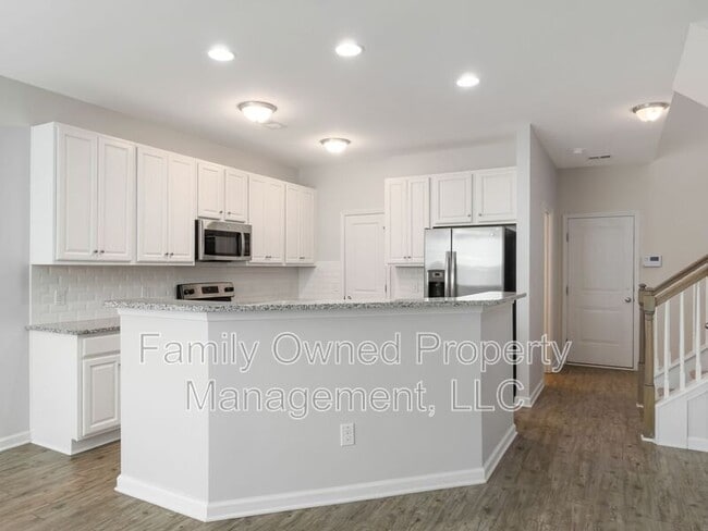 Building Photo - 8968 E Cat Tail Pond Rd