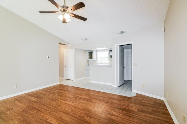 Building Photo - 9132 Hawkins Ct