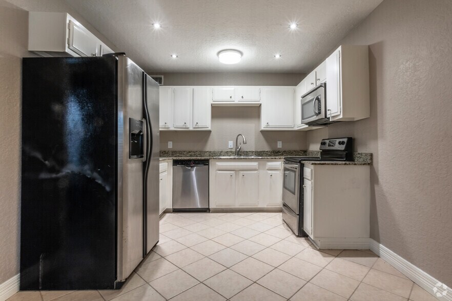 The Oaks at Hazel 20702080 Hazel Ave Beaumont TX 77701 Apartment Finder