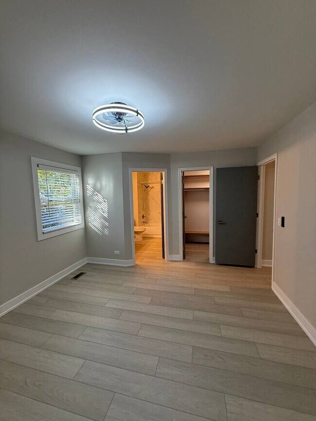 Building Photo - 2403 Mallow Ct