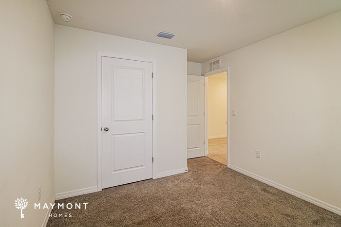 Building Photo - 8633 Triumph Cir