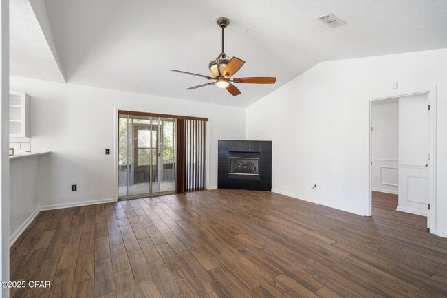 Building Photo - 616 Lake Powell Dr