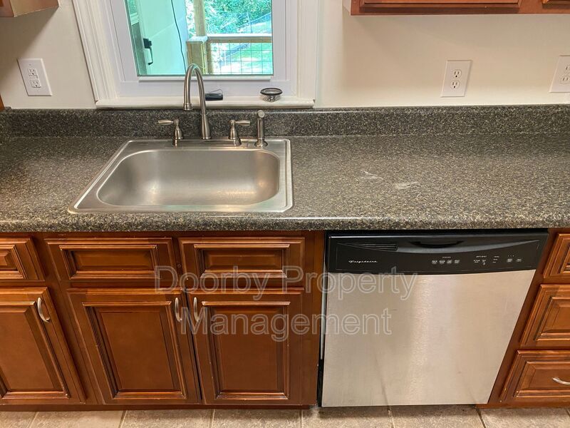 Building Photo - 4833 Appian Way