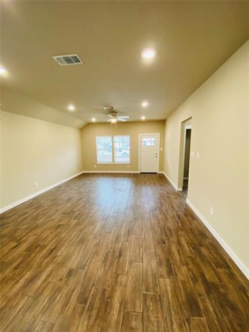 Building Photo - 307 N Colbert Ave