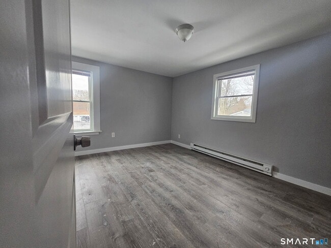 Building Photo - 35 Morris Rd