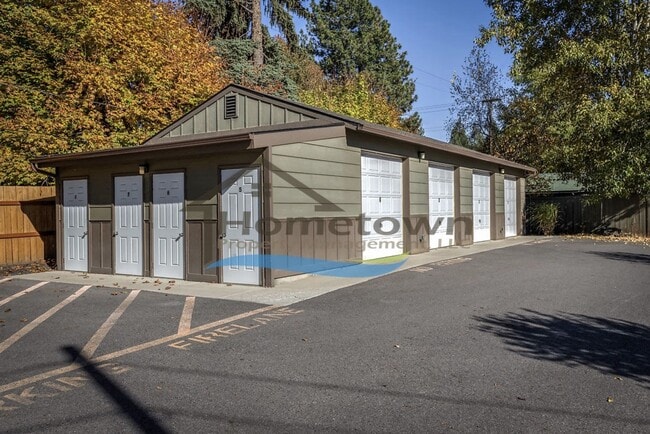 Building Photo - 1 Bedroom 1 Bath Cottage with Off Street P...