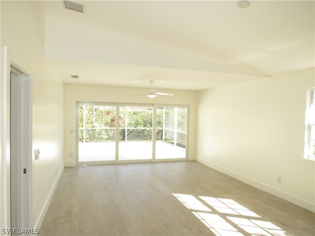 Building Photo - 3387 Cayman Ln