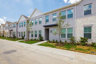 Building Photo - 9939 Schramm St