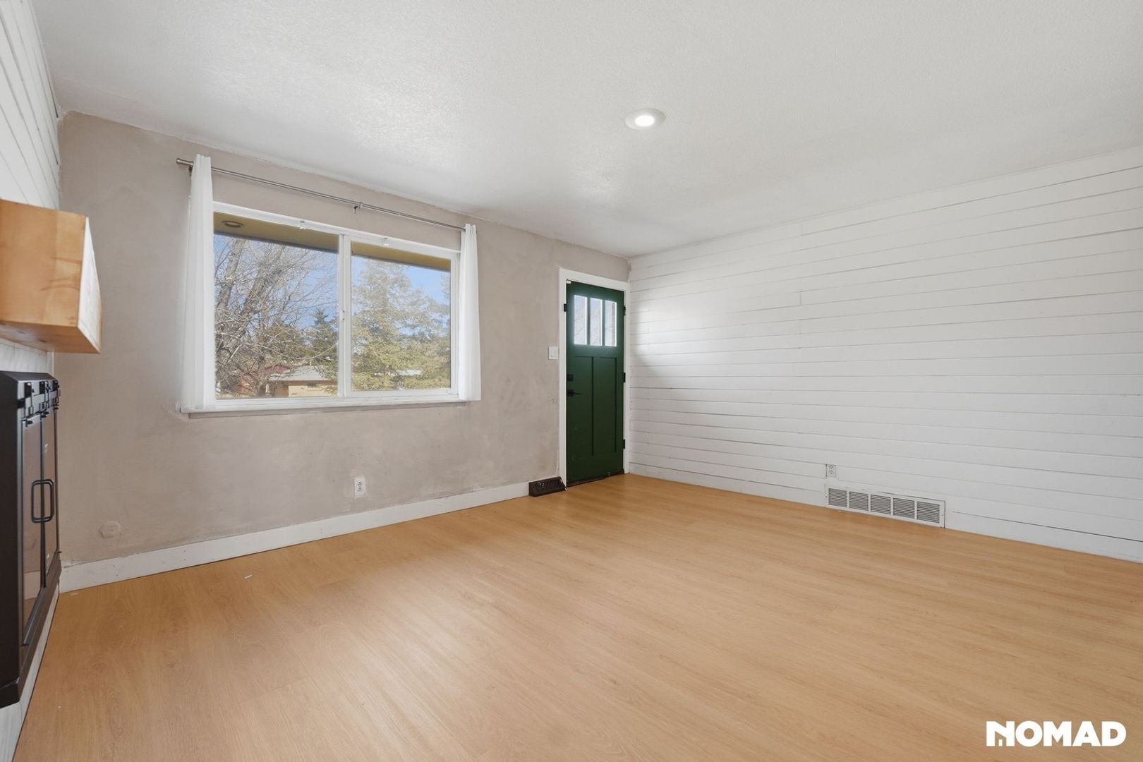 Building Photo - 9040 Yucca Way