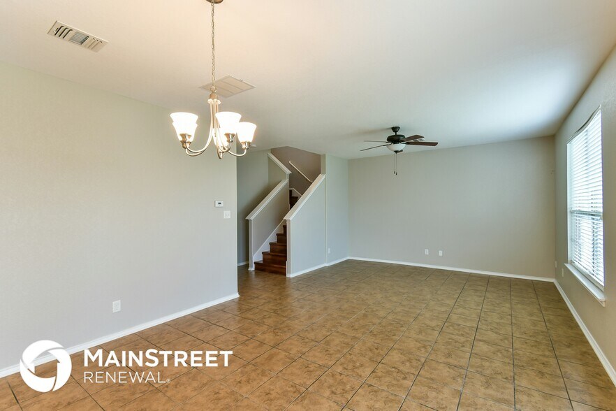 Building Photo - 2327 Cats Paw View