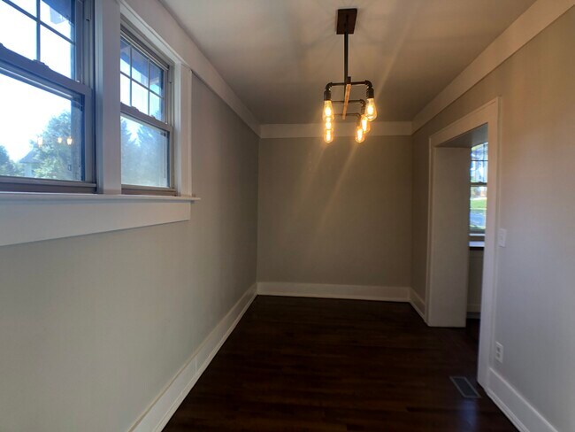 Building Photo - Neal Street Townhomes