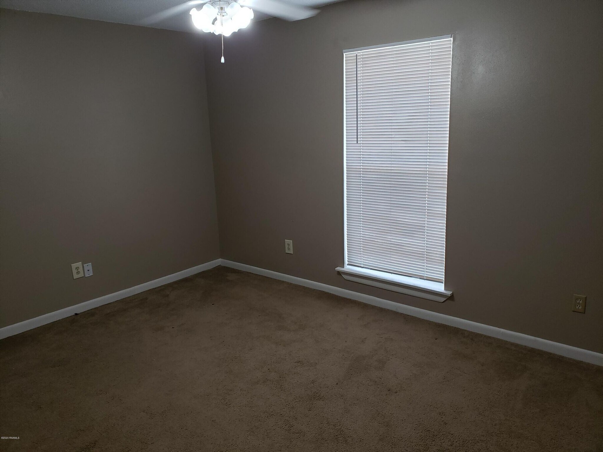 Building Photo - 230 Briarcliff Dr