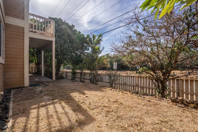 Building Photo - Remodeled 2 Bed / 1.5 Bath at Kihei Villag...