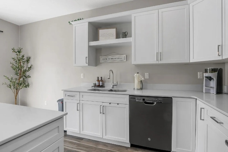 Building Photo - 1540 S 1450 W