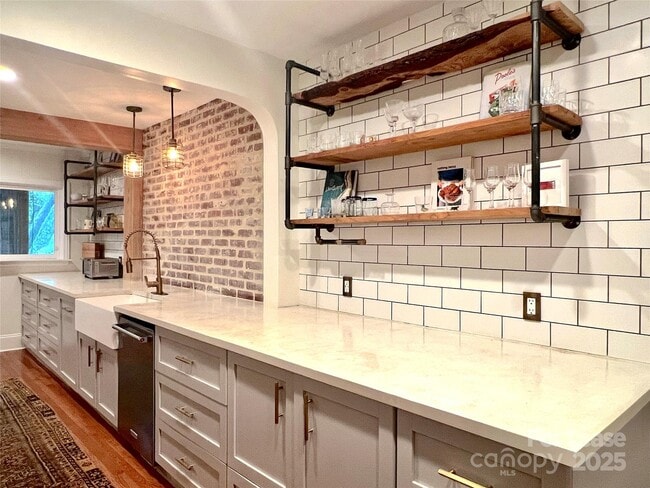 Building Photo - 3108 Barnhill Dr