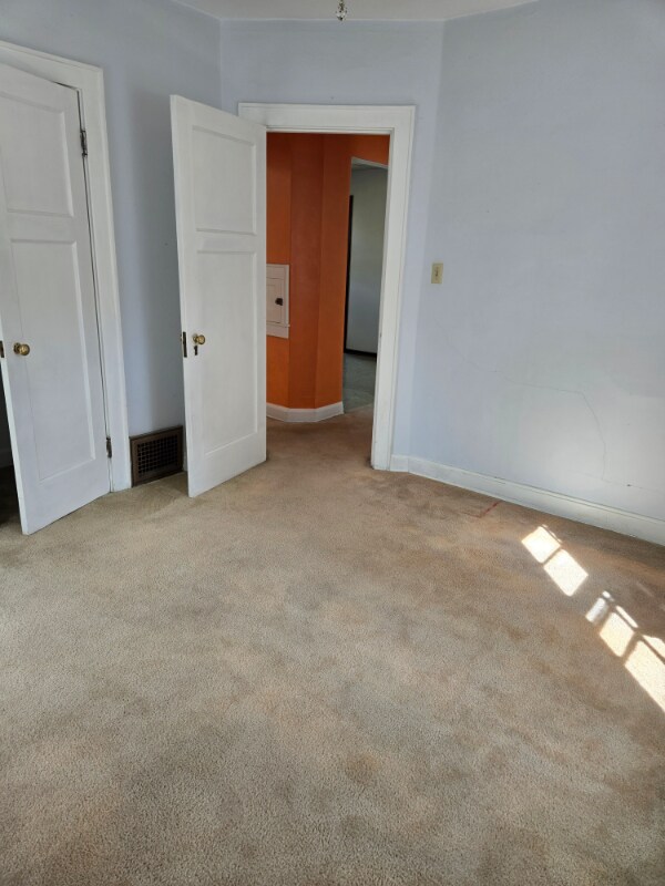 Building Photo - 2915 N 55th St