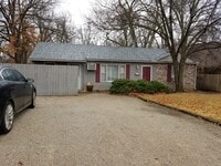 Building Photo - Very nice 3BR Rancher with appliances near Shunga Trails!