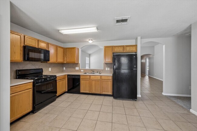 Building Photo - 19538 Aventine Plantation Dr