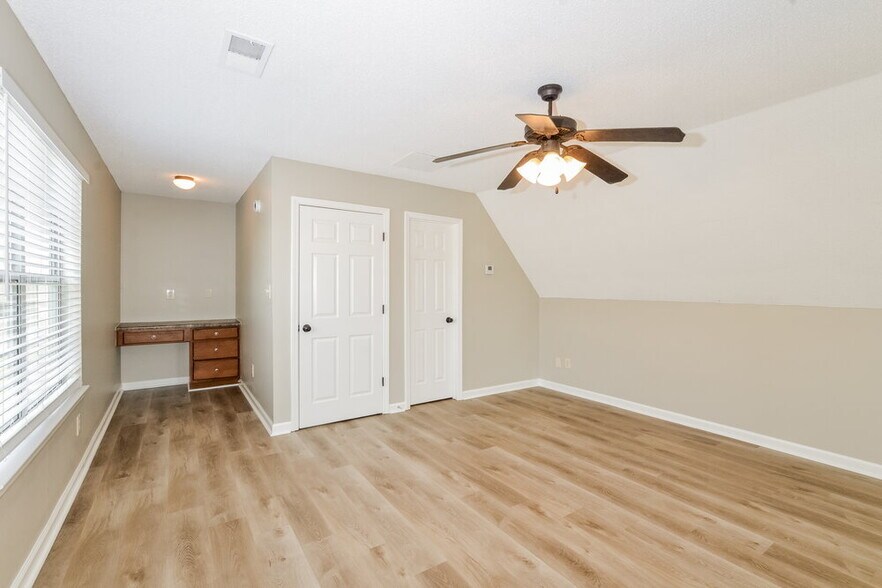 Building Photo - 9018 Billy Pat Dr